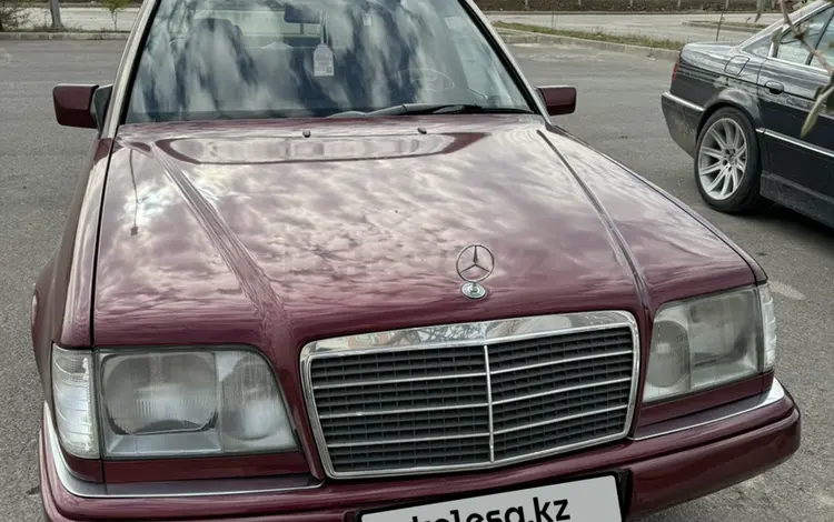 Mercedes-Benz E 220 1993 годаүшін2 700 000 тг. в Шымкент