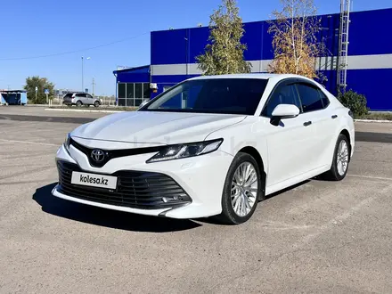 Toyota Camry 2019 года за 13 500 000 тг. в Тараз – фото 3