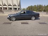 Mercedes-Benz E 260 1992 года за 1 200 000 тг. в Алматы – фото 2
