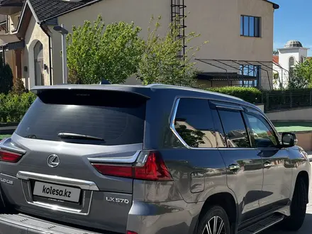 Lexus LX 570 2018 года за 47 000 000 тг. в Актау – фото 4