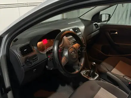 Volkswagen Polo 2013 года за 3 700 000 тг. в Семей – фото 8