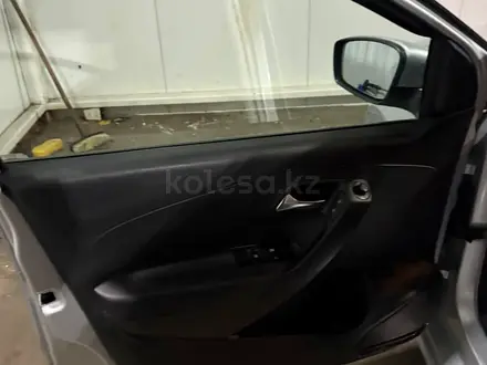 Volkswagen Polo 2013 года за 3 700 000 тг. в Семей – фото 9