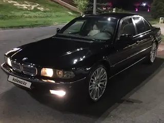 BMW 730