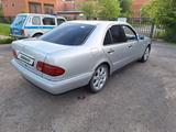 Mercedes-Benz E 230 1997 годаfor2 430 000 тг. в Астана – фото 3