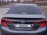 Toyota Camry 2013 года за 7 800 000 тг. в Атырау – фото 2