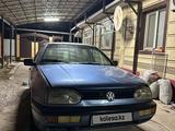 Volkswagen Golf 1994 года за 1 000 000 тг. в Кентау – фото 2