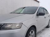 Skoda Rapid 2013 года за 3 900 000 тг. в Актобе – фото 4