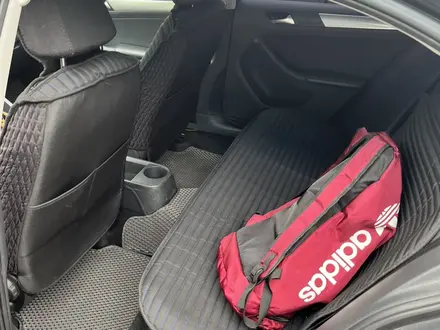 Volkswagen Jetta 2015 года за 5 000 000 тг. в Астана – фото 11