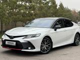 Toyota Camry 2021 годаүшін15 800 000 тг. в Алматы – фото 3