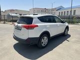 Toyota RAV4 2015 годаүшін9 900 000 тг. в Жанаозен – фото 3