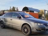 Volkswagen Passat 2008 года за 3 400 000 тг. в Костанай – фото 2