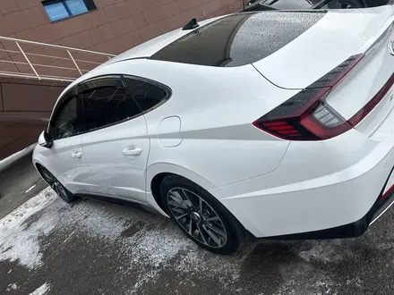 Hyundai Sonata 2021 года за 13 000 000 тг. в Астана – фото 4