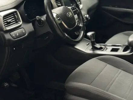 Kia Sorento 2020 года за 10 500 000 тг. в Алматы – фото 16