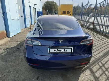 Tesla Model 3 2019 года за 15 800 000 тг. в Караганда – фото 6