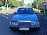 Mercedes-Benz E 200 1993 годаfor1 500 000 тг. в Талдыкорган