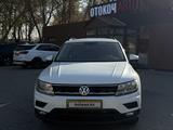 Volkswagen Tiguan 2018 года за 7 700 000 тг. в Алматы