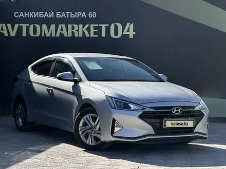 Hyundai Elantra 2019 года за 7 600 000 тг. в Актобе – фото 3
