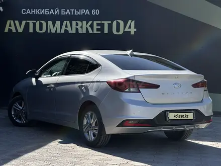 Hyundai Elantra 2019 года за 7 600 000 тг. в Актобе – фото 4