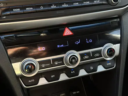 Hyundai Elantra 2019 года за 7 600 000 тг. в Актобе – фото 8
