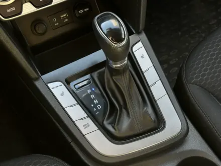Hyundai Elantra 2019 года за 7 600 000 тг. в Актобе – фото 9
