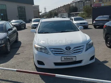 Toyota Camry 2011 года за 5 000 000 тг. в Атырау