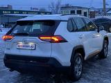 Toyota RAV4 2022 года за 18 550 000 тг. в Тараз – фото 5