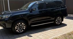 Toyota Land Cruiser Prado 2022 года за 39 500 000 тг. в Алматы – фото 3