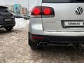 Volkswagen Touareg 2008 годаfor5 200 000 тг. в Астана – фото 2