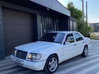 Mercedes-Benz E 320 1994 года за 4 100 000 тг. в Шымкент