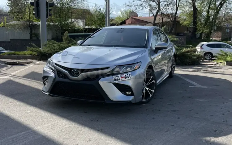 Toyota Camry 2019 года за 8 500 000 тг. в Алматы