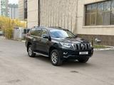 Toyota Land Cruiser Prado 2017 года за 18 700 000 тг. в Астана