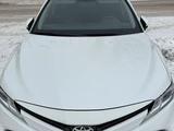 Toyota Camry 2020 годаfor11 700 000 тг. в Астана – фото 3