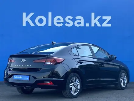 Hyundai Elantra 2020 года за 9 945 550 тг. в Алматы – фото 3