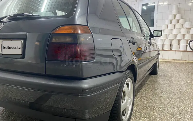 Volkswagen Golf 1994 годаfor2 550 000 тг. в Алматы