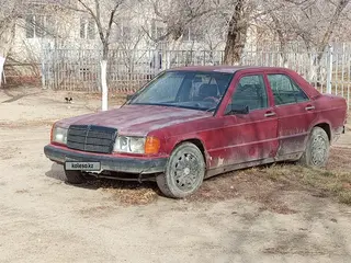 Mercedes-Benz 190