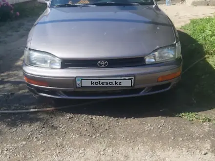 Toyota Camry 1990 года за 1 400 000 тг. в Алматы – фото 2