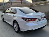 Toyota Camry 2023 годаfor17 200 000 тг. в Шымкент – фото 3