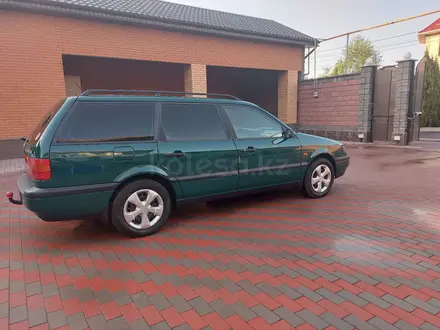 Volkswagen Passat 1994 года за 2 700 000 тг. в Алматы – фото 25