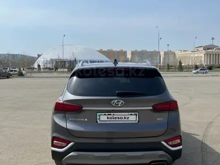 Hyundai Santa Fe 2019 года за 10 500 000 тг. в Уральск – фото 3