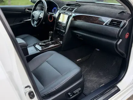 Toyota Camry 2014 года за 11 000 000 тг. в Шымкент – фото 33