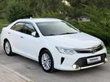 Toyota Camry 2014 года за 11 000 000 тг. в Шымкент – фото 2