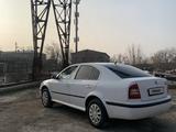 Skoda Octavia 2006 годаfor2 500 000 тг. в Шымкент – фото 2