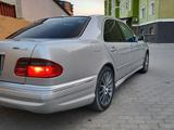 Mercedes-Benz E 320 2001 года за 5 500 000 тг. в Актау – фото 3