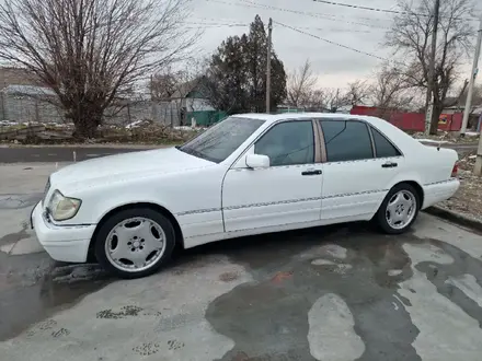 Mercedes-Benz S 320 1996 года за 4 800 000 тг. в Тараз – фото 2