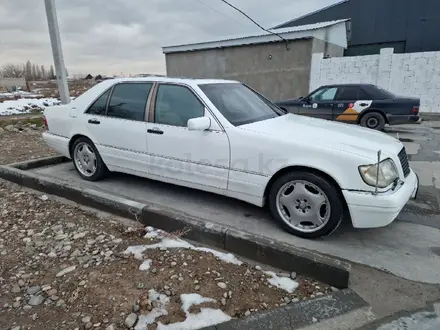 Mercedes-Benz S 320 1996 года за 4 800 000 тг. в Тараз – фото 3