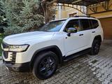 Toyota Land Cruiser 2022 года за 51 490 000 тг. в Алматы – фото 2