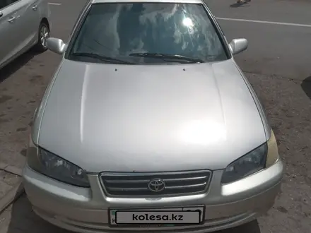 Toyota Camry 2000 года за 3 300 000 тг. в Караганда