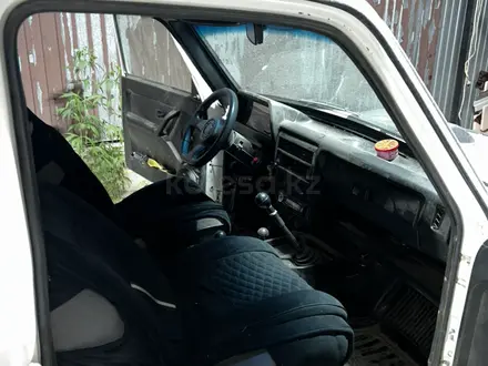 ВАЗ (Lada) Lada 2121 2014 года за 2 500 000 тг. в Алматы – фото 7