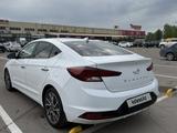 Hyundai Elantra 2019 годаүшін8 000 000 тг. в Астана – фото 4
