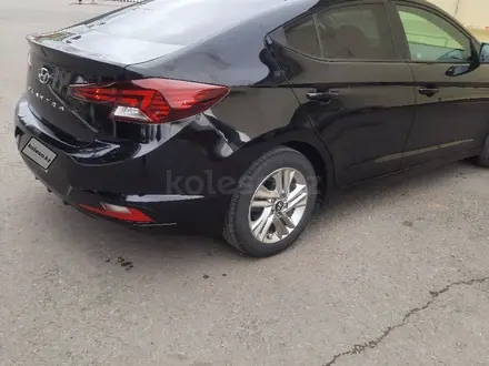 Hyundai Elantra 2019 года за 8 500 000 тг. в Павлодар – фото 2